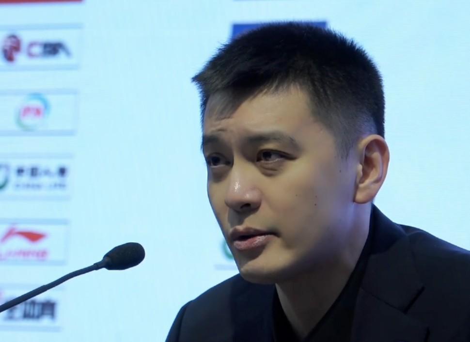 沙巴体育app下载-杨鸣：最近几场都是末节关键时刻差口气，会尽量给球员们减压